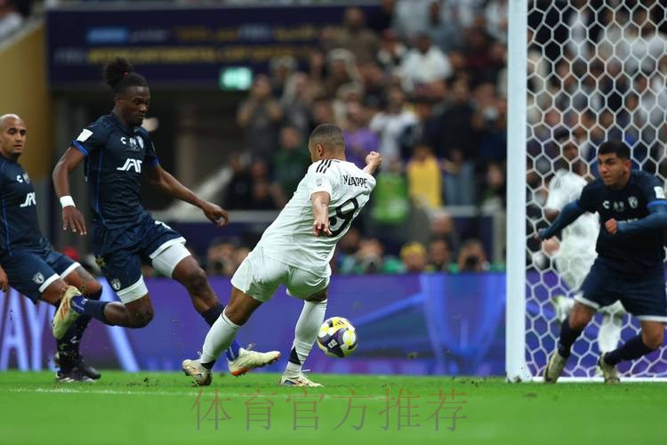 TA:帕斯希望重返皇马 而皇马认为现在为时过早 TA:帕斯希望重返皇马 而皇马认为现在为时过早